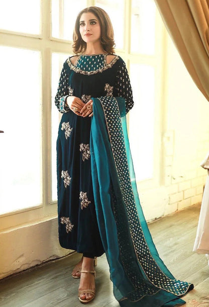 Afrozeh Luxury Velvet Collection