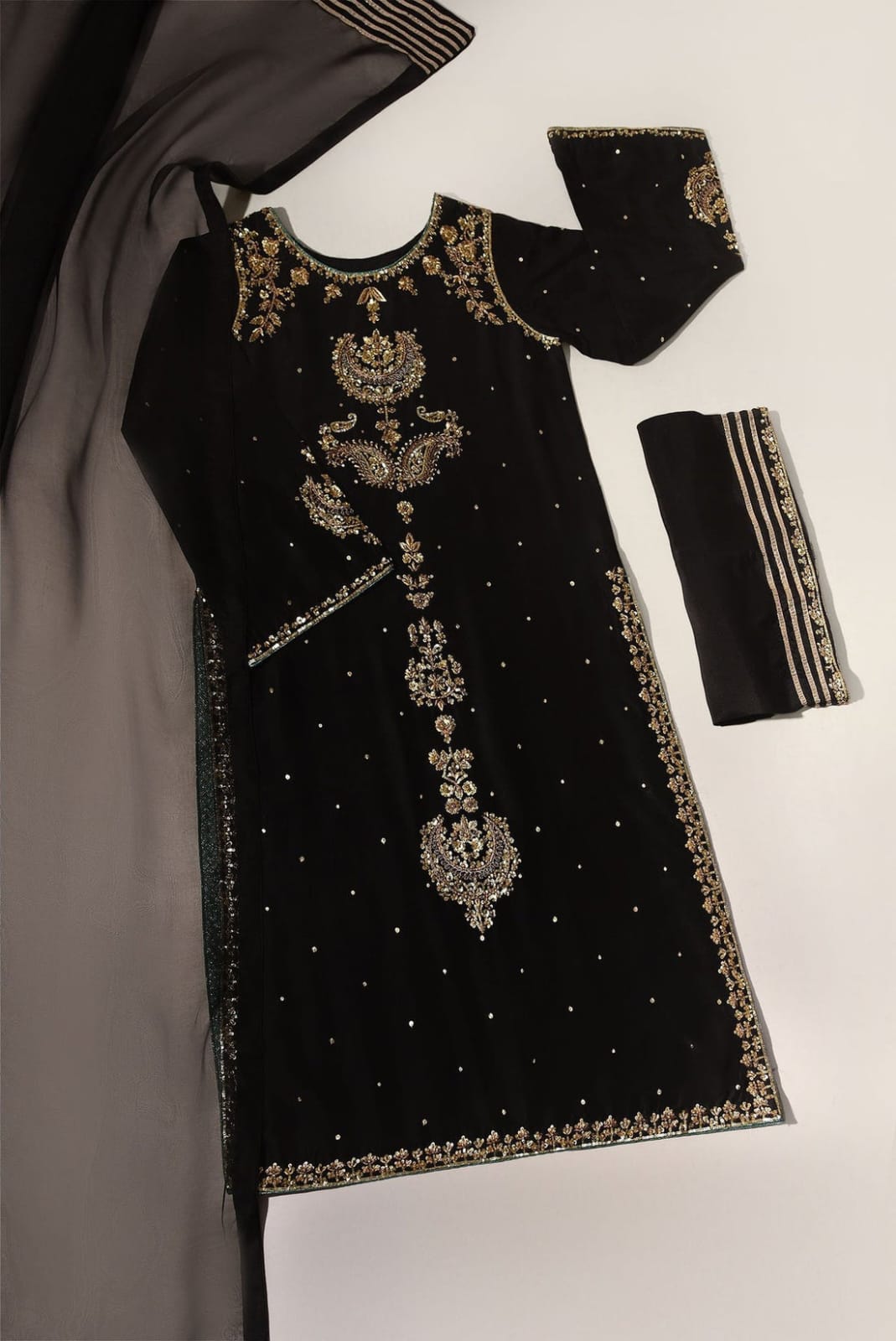 Fashion Flow Black Velvet