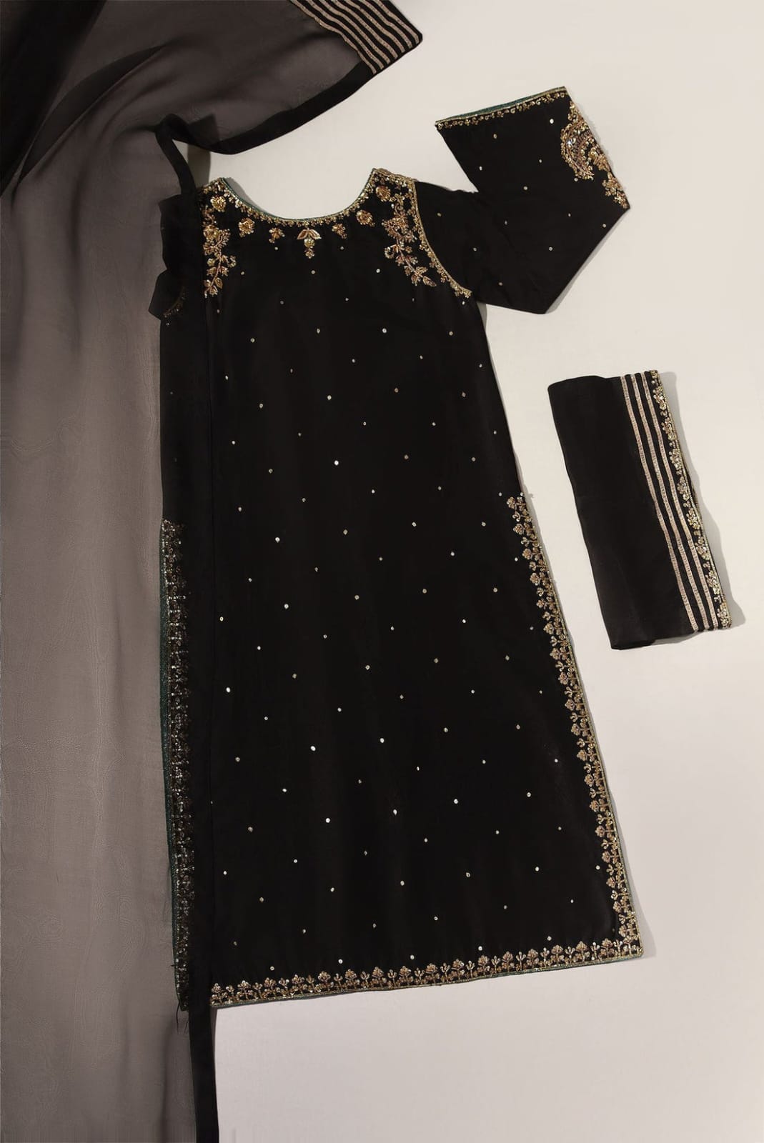 Fashion Flow Black Velvet