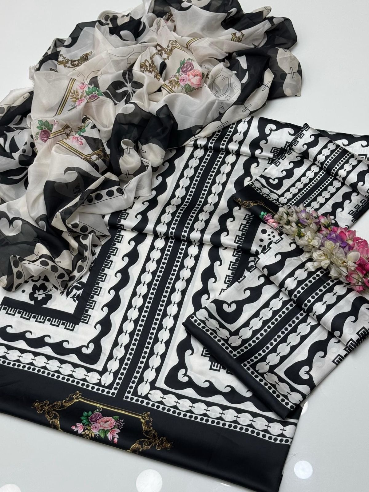 Floral Digitaal printed