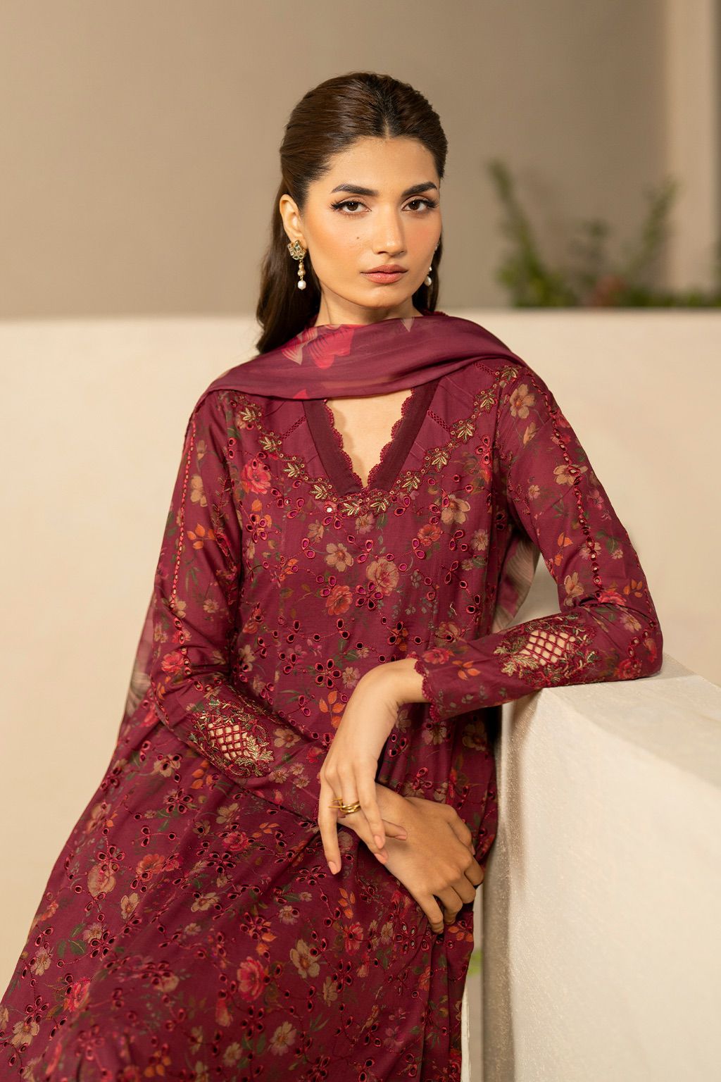 Iznik Chikankari lawn Collection